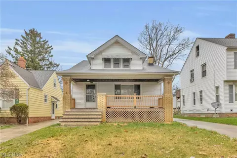 9705 S Highland Ave, Garfield Heights, OH 44125