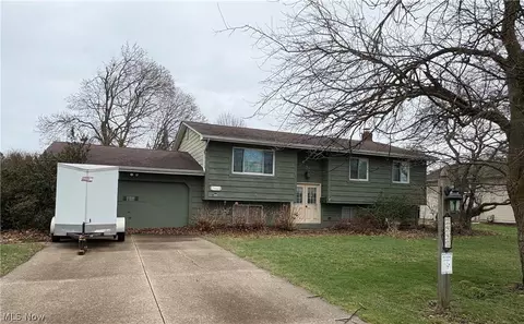 2990 Narrows Rd, Perry, OH 44081