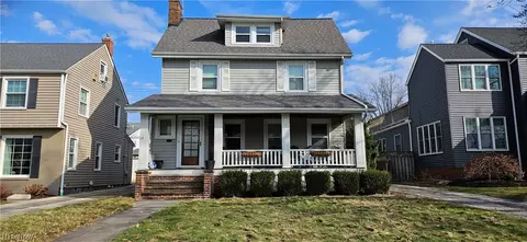 373 Kensington Rd, Rocky River, OH 44116