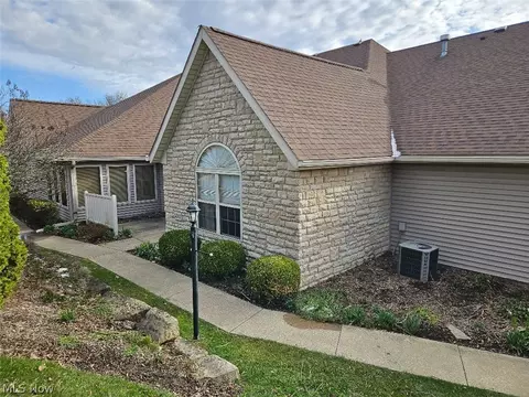 2585 Barnstone Ave SW, Canton, OH 44706