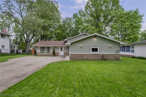 7647 Mccreary Rd, Independence, OH 44131