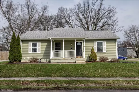 195 E Pennsylvania Ave, Sebring, OH 44672