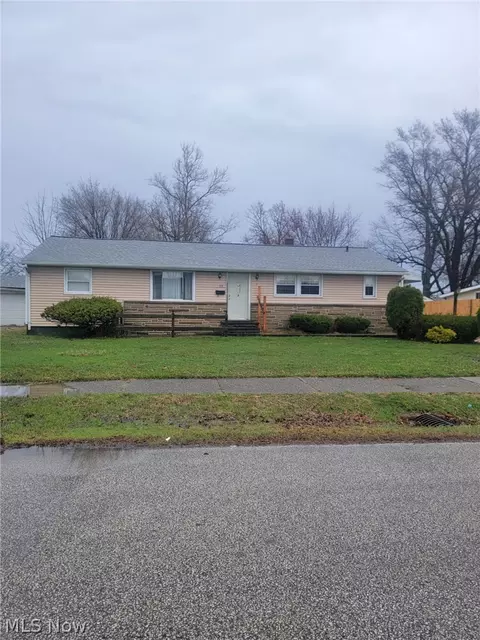 531 E 331st St, Eastlake, OH 44095