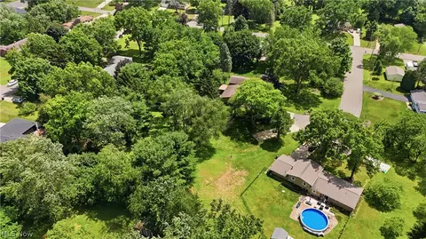 7622 Marelis Ave NE, Canton, OH 44721 photo 9