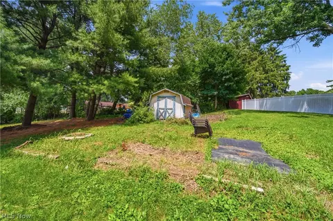 7622 Marelis Ave NE, Canton, OH 44721 photo 10