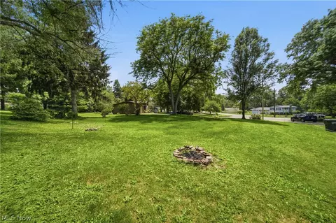 7622 Marelis Ave NE, Canton, OH 44721 photo 8