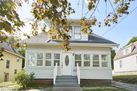 2154 12th St SW, Akron, OH 44314