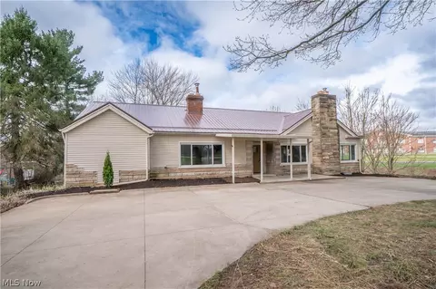1940 Canton Rd, Akron, OH 44312