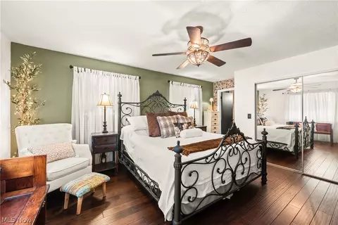 Bedroom - 257 Windward Dr, Elyria, OH 44035 photo 2 of 5