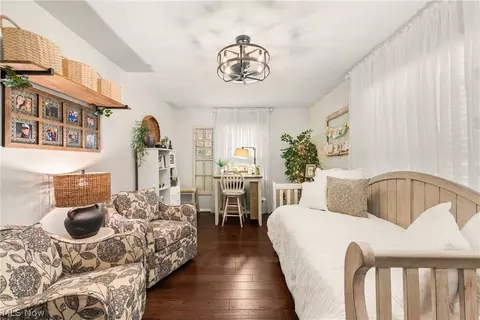 Bedroom - 257 Windward Dr, Elyria, OH 44035 photo 5 of 5
