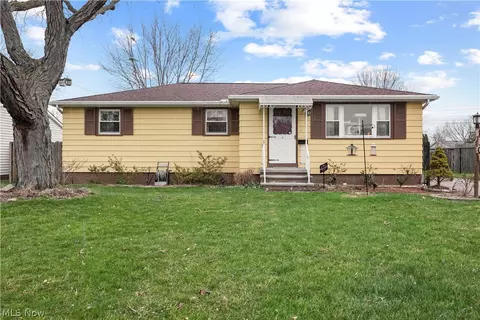 1808 W 42nd St, Lorain, OH 44053