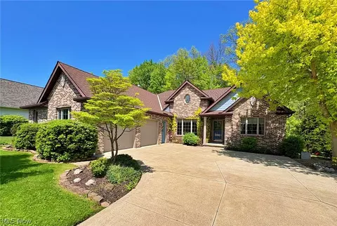6340 Mallard Creek Run, Lorain, OH 44053