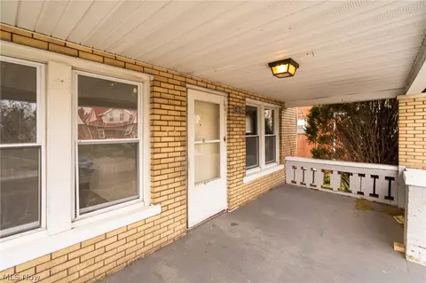 Exterior - 1816 E 34th St, Lorain, OH 44055 photo 6 of 6