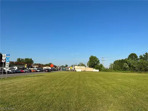 Rt 14, Williamstown, WV 26187
