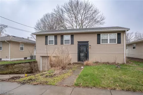 856 Morningview Ave, Akron, OH 44305