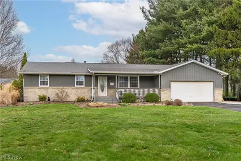 7731 Brunswick Cir NW, Massillon, OH 44646