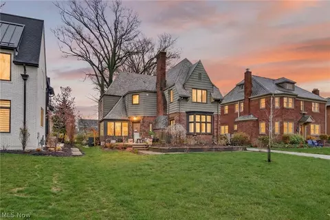 1017 Wilbert Rd, Lakewood, OH 44107
