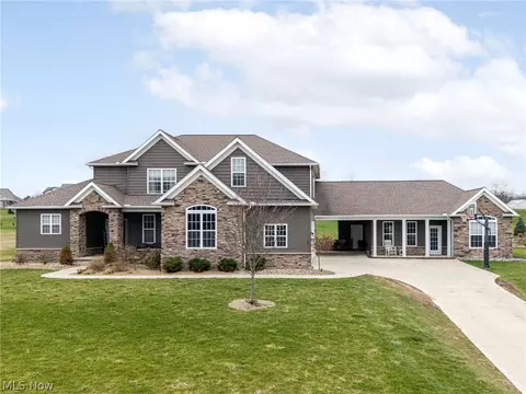 3984 Argyle Ln, Medina, OH 44256