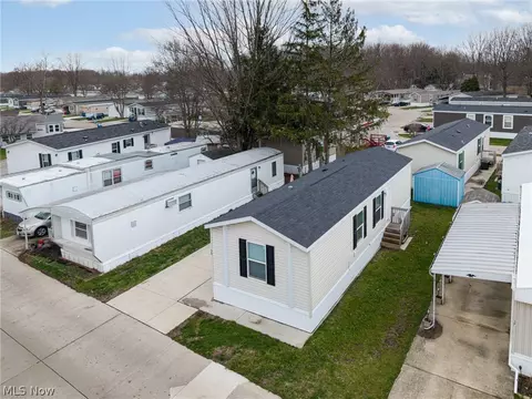 6610 Lear Nagle Rd #38, North Ridgeville, OH 44039