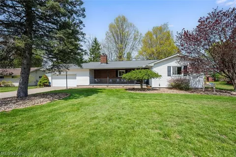 7223 Rosedale Dr, Mentor, OH 44060