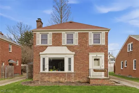 3749 W 178th St, Cleveland, OH 44111
