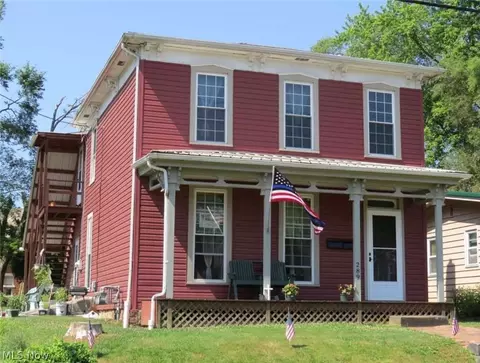 289 2nd St NW, Carrollton, OH 44615