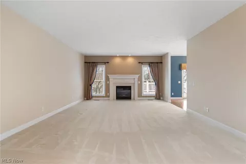 1205 Jonah Dr, Akron, OH 44321 photo 5