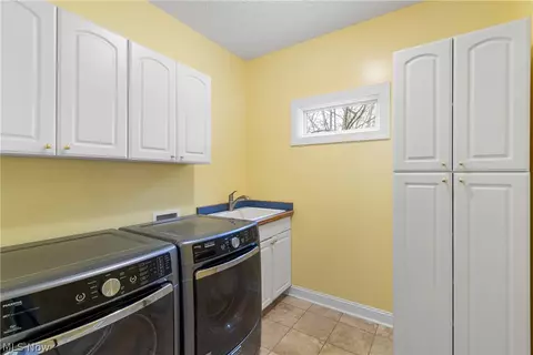 1205 Jonah Dr, Akron, OH 44321 photo 33