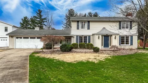 105 Country Club Dr, Marietta, OH 45750
