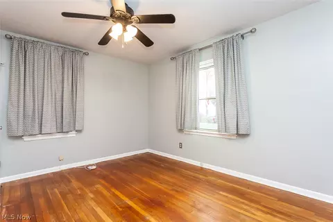 Bedroom - 28855 Hazel Ave, Wickliffe, OH 44092 photo 4 of 16