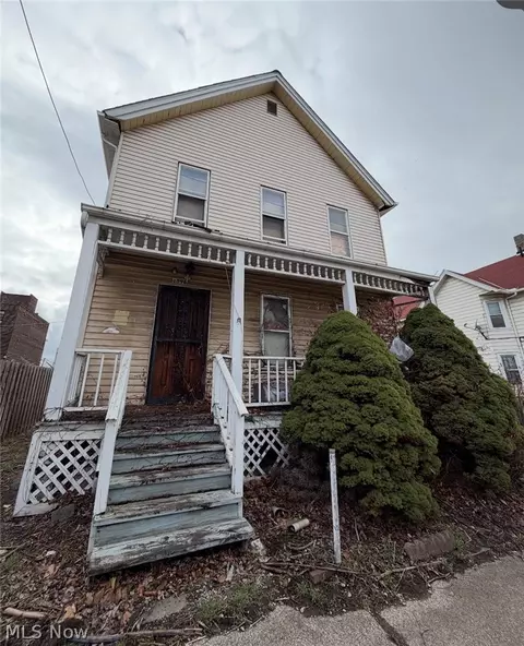 1596 E 32nd St, Cleveland, OH 44114