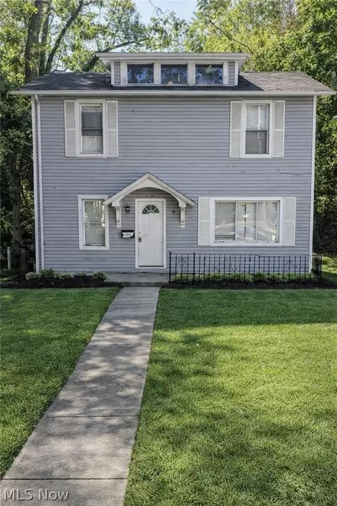 1301 Lincoln Way NW, Massillon, OH 44647