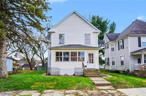 430 W Oxford St, Alliance, OH 44601