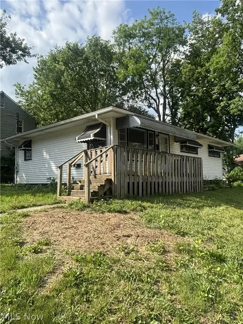 600 Eastland Ave, Akron, OH 44305
