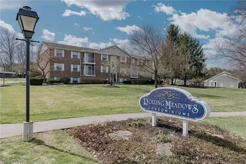 10790 Ravenna Rd #201, Twinsburg, OH 44087