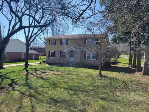 2940 Thackeray Ave NW, Massillon, OH 44646 photo 2