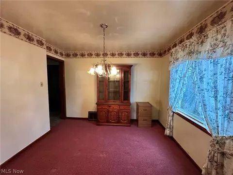 102 Beech Rd, Weirton, WV 26062 photo 8