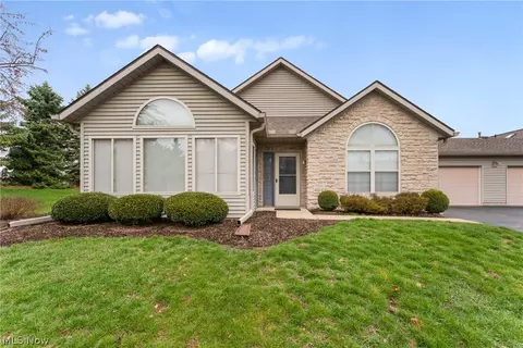 4212 Tannybrooke Ln NW #1C, Canton, OH 44718