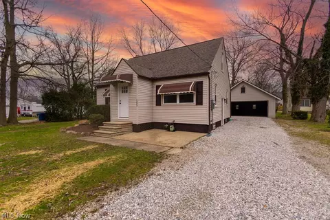 1295 E 357th St, Eastlake, OH 44095