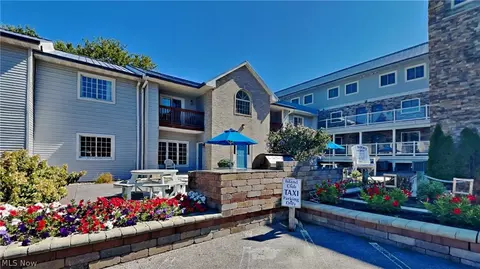 1230 Tri Motor Dr, Put In Bay, OH 43456