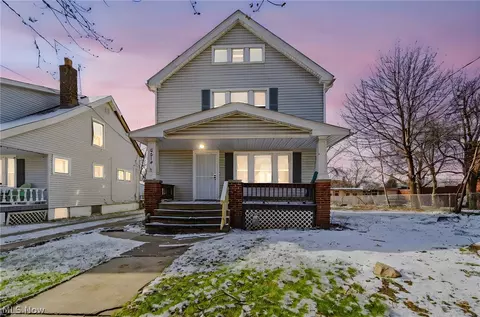 8614 Bancroft Ave, Cleveland, OH 44105