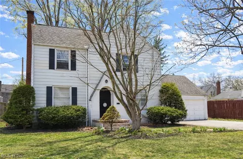 231 Trumbull Ave NE, Warren, OH 44483