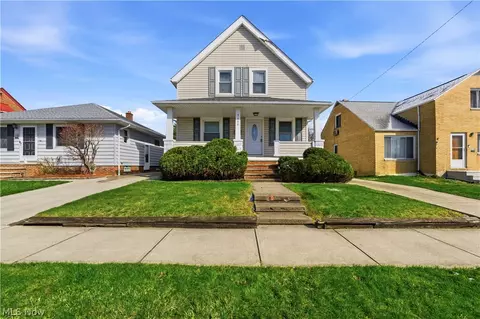 3900 Lincoln Ave, Parma, OH 44134