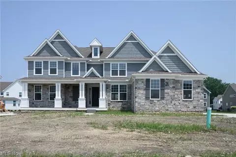 32610 Trillium Ct, Avon Lake, OH 44012