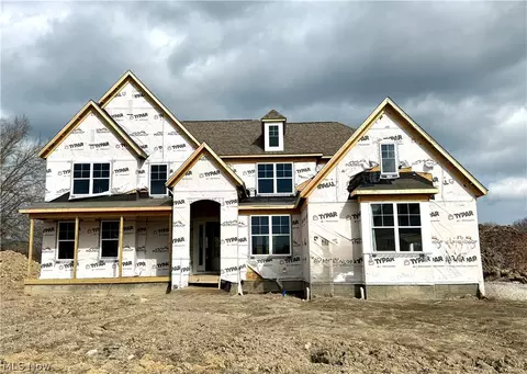 32610 Trillium Ct, Avon Lake, OH 44012