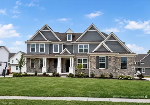 32610 Trillium Ct, Avon Lake, OH 44012