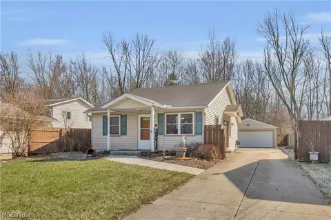 5747 Pleasant Ave, North Ridgeville, OH 44039