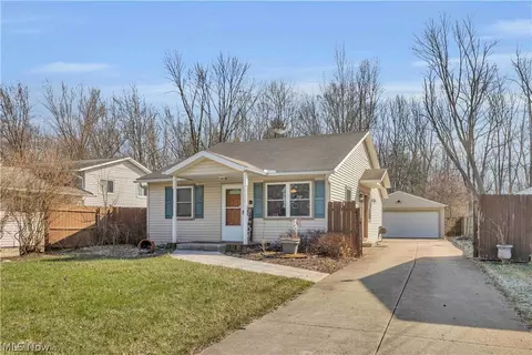 5747 Pleasant Ave, North Ridgeville, OH 44039