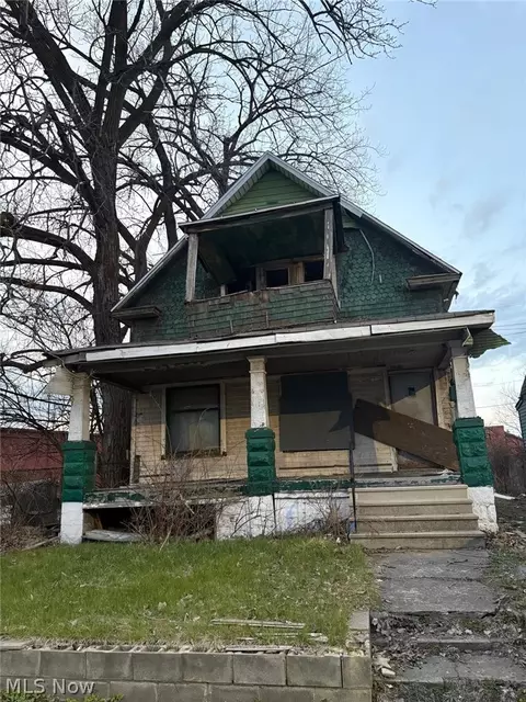 5609 Grand Ave, Cleveland, OH 44104