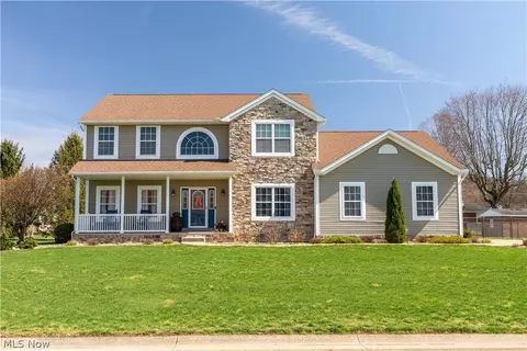 114 Hemlock Ave, Waynesburg, OH 44688